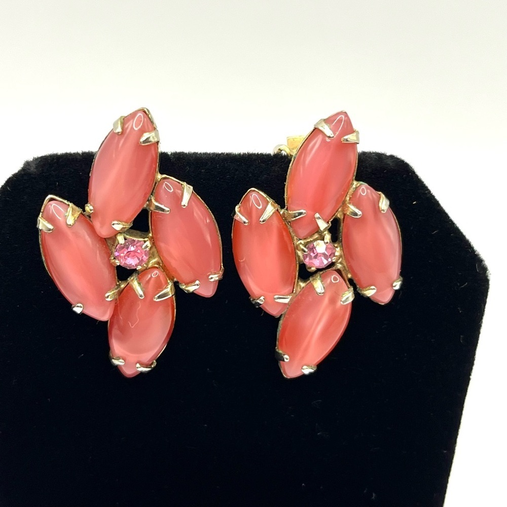 Estate Thermostat Lucite Earrings with Pink Rhinestones and Gold Accents clip on